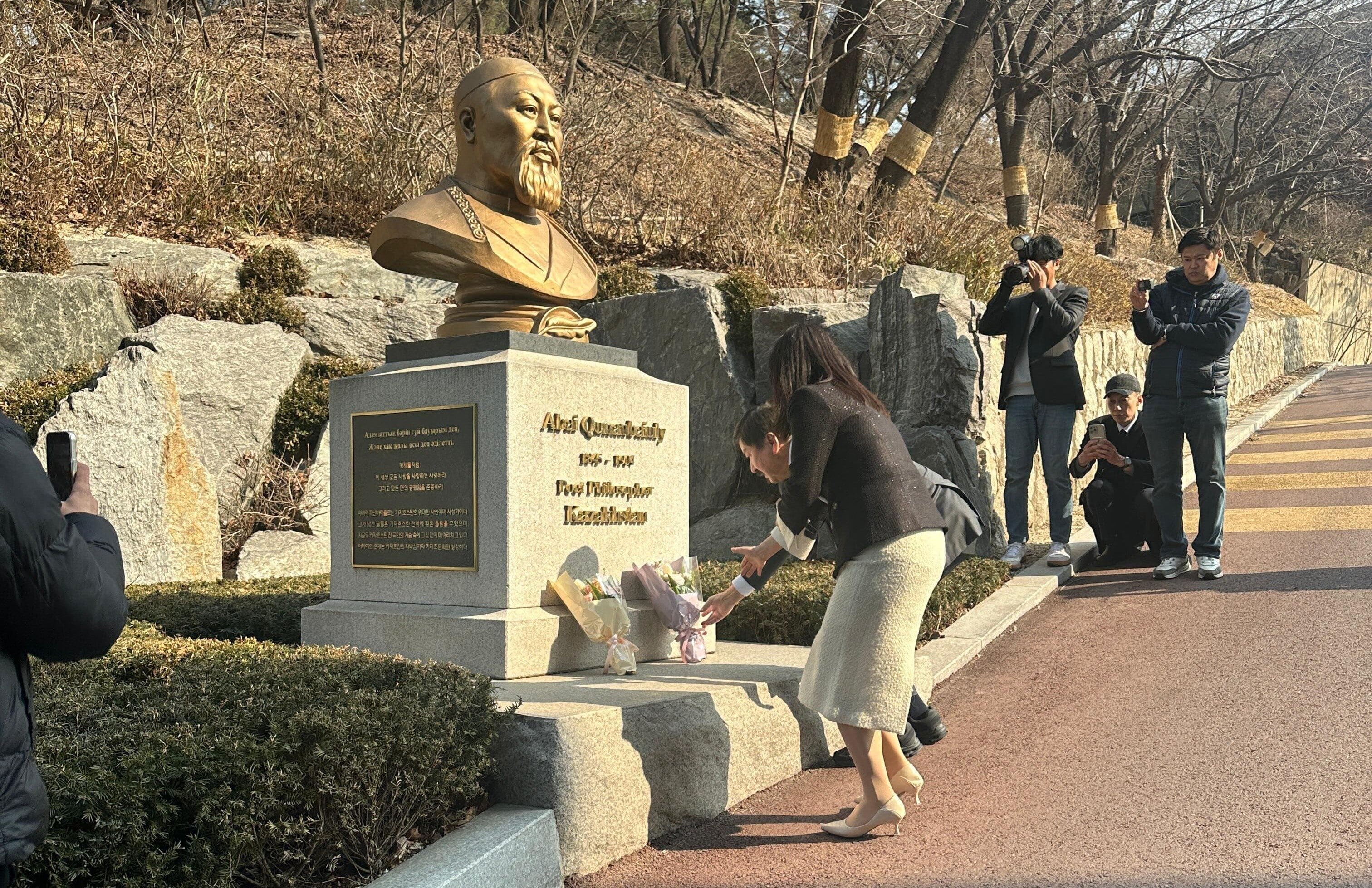 180th Anniversary of Abai: Flash Mob in Seoul